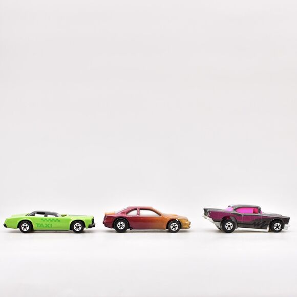 Lot Of 3 Vintage Rare Hot Wheels Convertables 57 Chevy ,Taxi Thunderbird ? - Picture 2 of 6